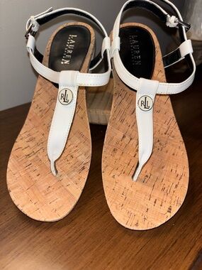 NWOT White Lauren Ralph Lauren Reeta thong wedge sandals cork heel, buckle SZ 9